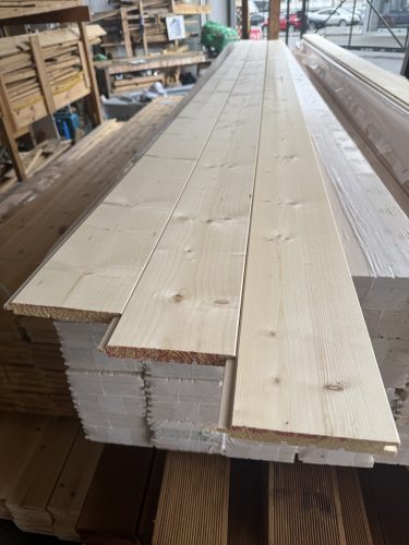 Hajópadló lucfenyő 19x146 "B PLUS" minőség