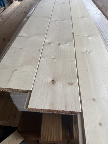 Hajópadló lucfenyő 19x146 "B PLUS" minőség